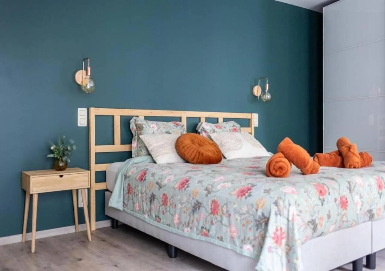 Apartment Huiselijke Triplex Op Het Zuid Antwerp